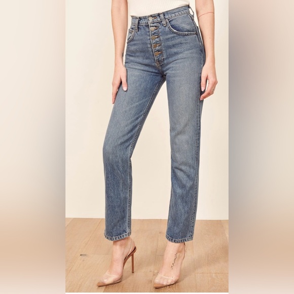 🎉HOST PICK🎉 Reformation Cynthia Button Fly High Rise Straight Jeans - Picture 2 of 10